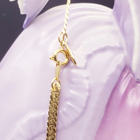 Beautiful Vintage Gold Sarah Coventry Herringbone Necklace Chain - Picture 2 of 5